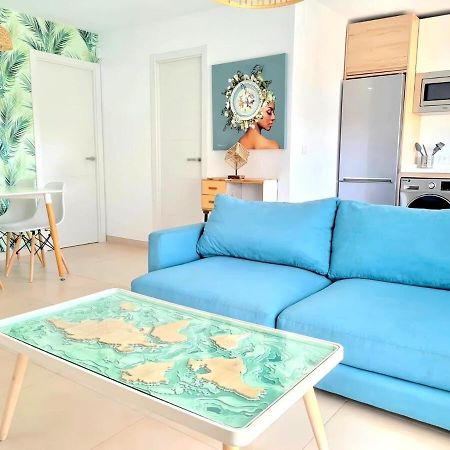 Apartamento Moderno Y Con Estilo En La Carihuela Torremolinos Bagian luar foto