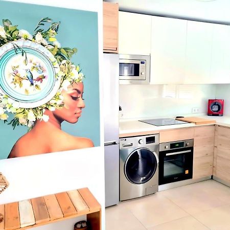 Apartamento Moderno Y Con Estilo En La Carihuela Torremolinos Bagian luar foto