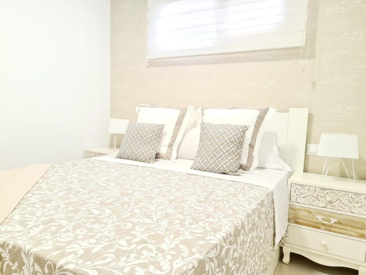 Apartamento Moderno Y Con Estilo En La Carihuela Torremolinos Bagian luar foto