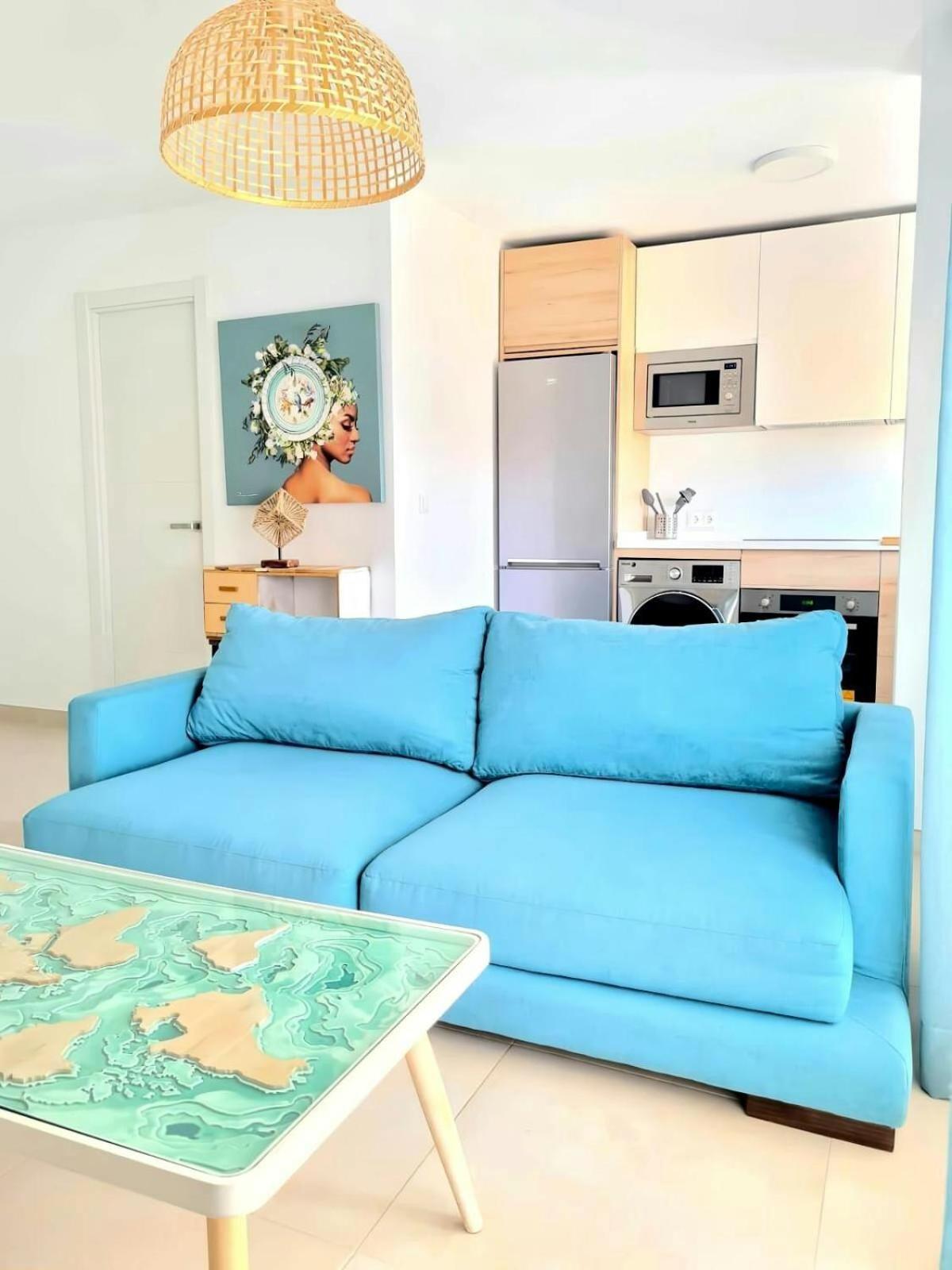 Apartamento Moderno Y Con Estilo En La Carihuela Torremolinos Bagian luar foto